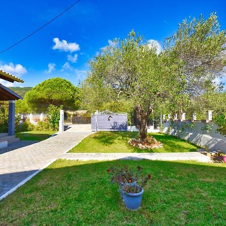 Ninas Cottage Linia Luaran gambar